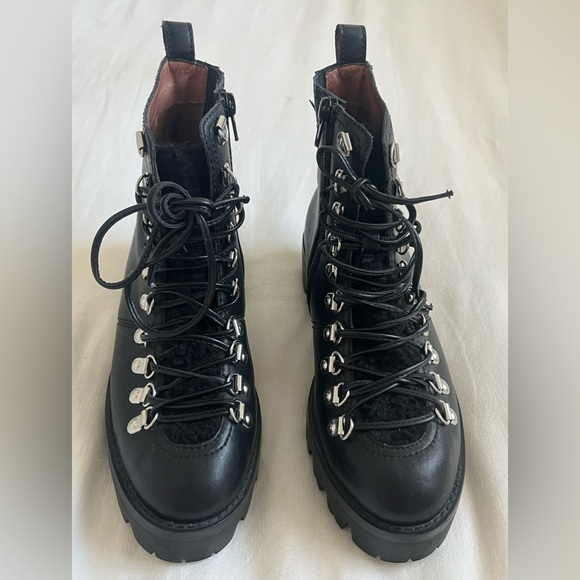 ✨SALE✨JEFFREY CAMPBELL Stanley Lace Up Hiker Combat Boot Black SIZE 7 Shearling - Picture 2 of 16
